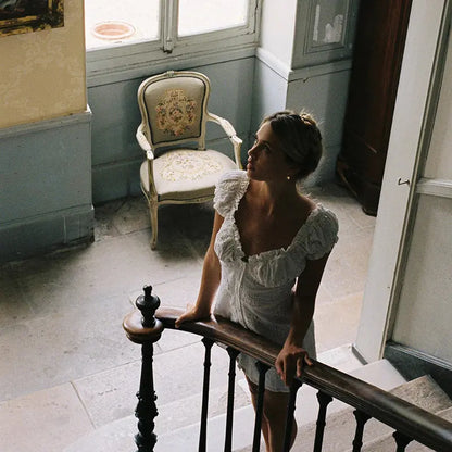 Summer V-Neck Bodycon Dress – Elegant & Curve-Enhancing