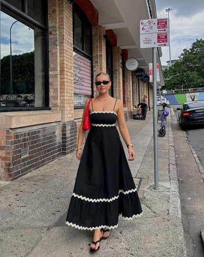 Benny Maxi Dress – Timeless Elegance with a Modern Edge